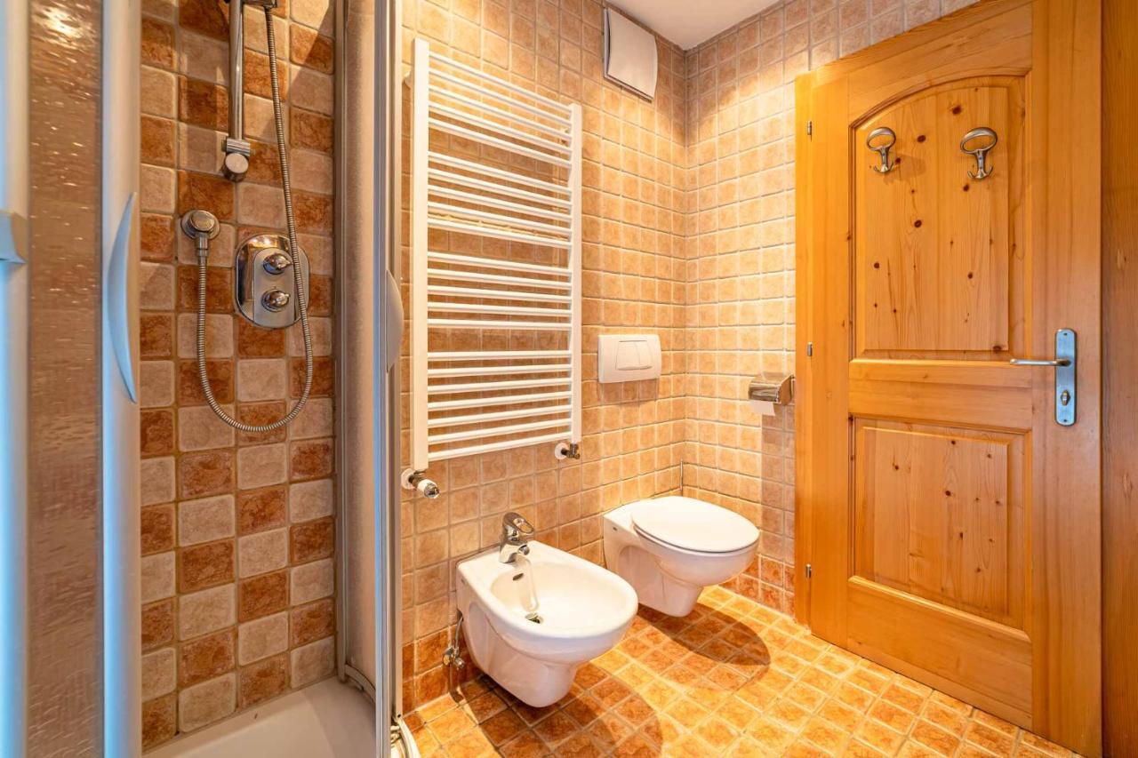 Tabia La Stua Apartment อารับบา ภายนอก รูปภาพ